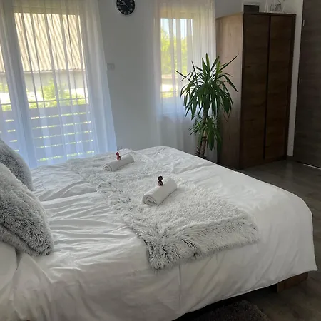 Sophia Apartment
