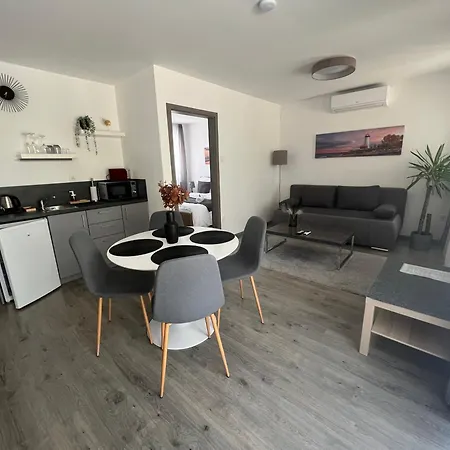Sophia Apartment *